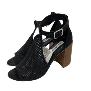Steve Madden Sawyer Black Ankle Strap Leather Upper Islet Laser Cut Sandals 8 M